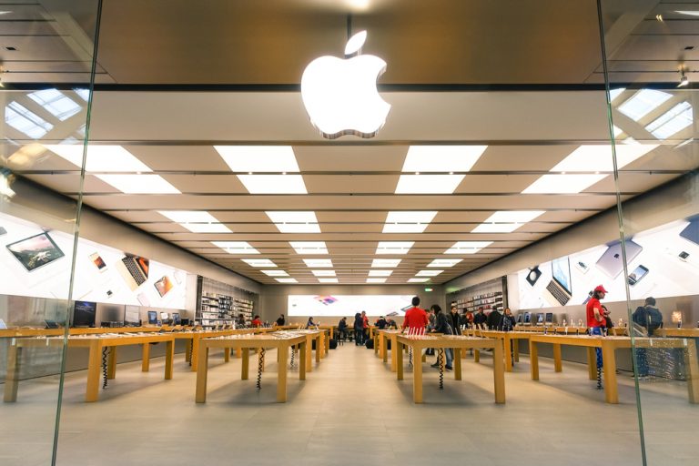 Apple подала заявку на патент AR-гарнитуры с технологией анализа мимики пользователя