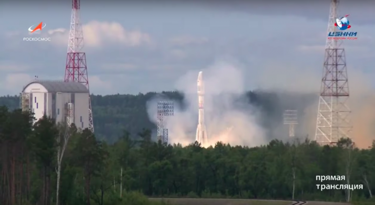 Посмотрите, как прошел запуск «Союза-2.1б» с космодрома Восточного
