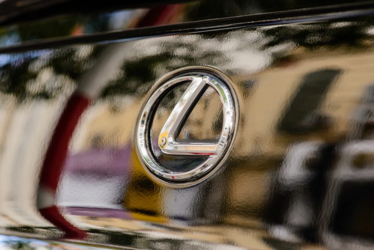 В Пекине и Шанхае пройдут испытания первых беспилотных Lexus RX