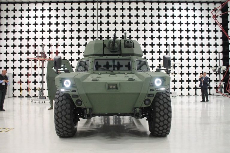 Австралийские военные перейдут на электрическую бронетехнику
