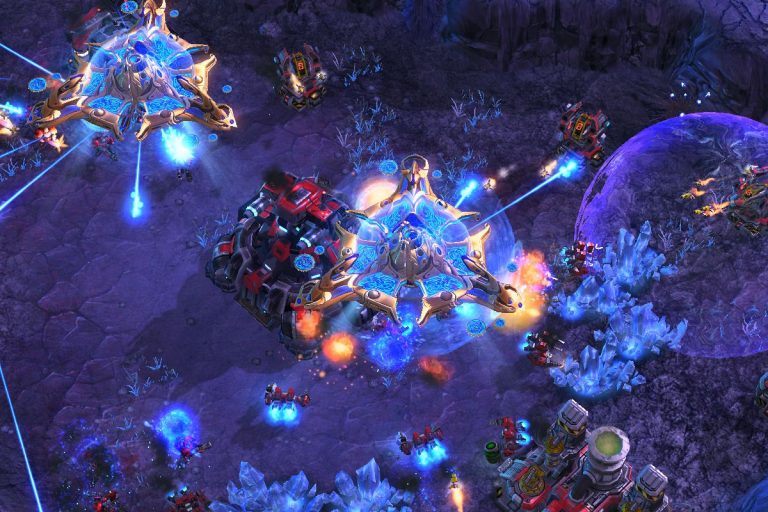 Искусственный интеллект AlphaGo обыграл всех сильнейших игроков в Starcraft II