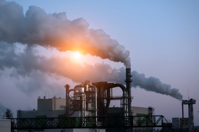 Китай почти остановил рост выбросов парниковых газов. Но объемы все равно очень высокие!