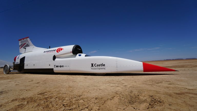 Сверхзвуковой автомобиль Bloodhound LSR установил новый рекорд скорости