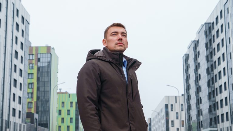 Один день с мэром: как Руслан Шагалеев управляет самым молодым и умным городом России