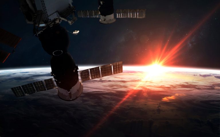 Высоту орбиты МКС увеличат на 800 метров