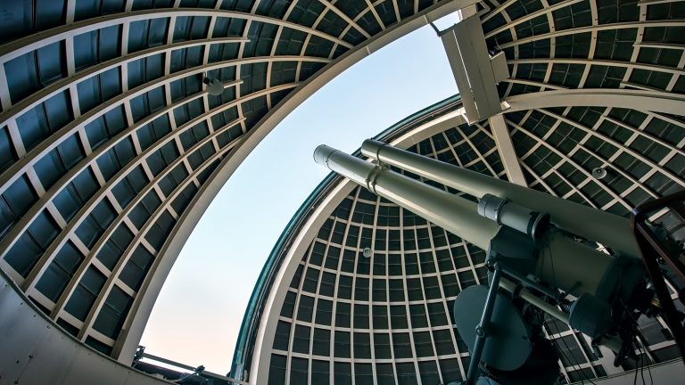 2I/Borisov: как астроном-любитель Геннадий Борисов открыл первую межзвездную комету и что это значит для науки