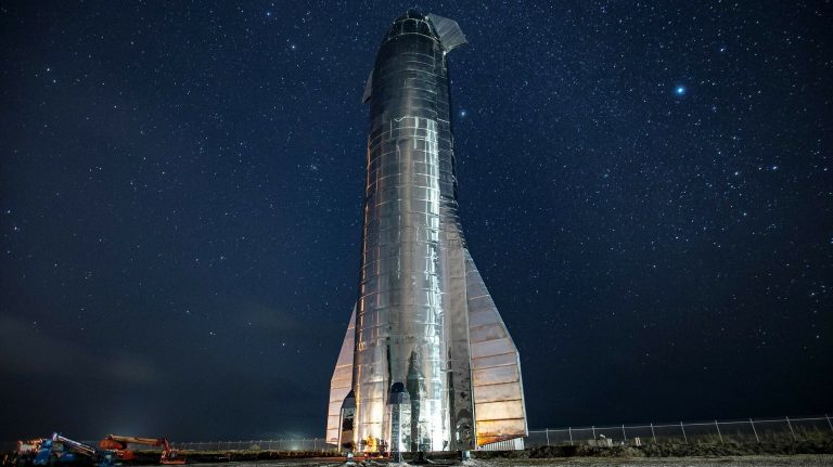 Илон Маск хочет создать колонию на Марсе к 2040 году. Для этого придется построить 1 000 кораблей Starship