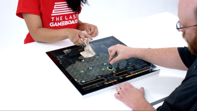 Стартап Gameboard представил электронную консоль для настольных игр