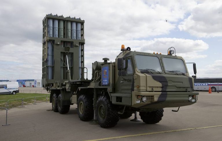 Российские военные получили первую зенитную систему «Витязь»