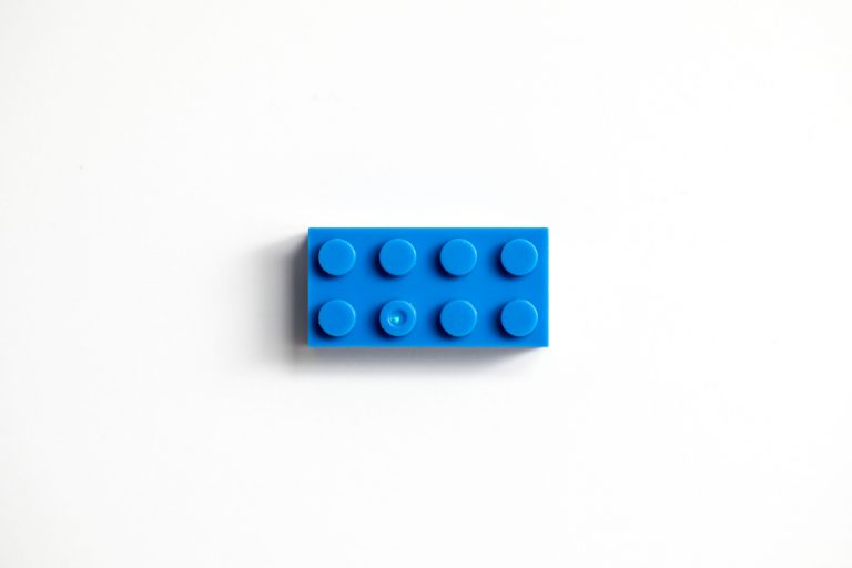 Кубики LEGO охладили почти до абсолютного нуля для создания квантовых систем