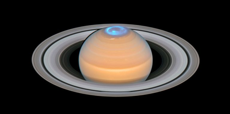 Данные Cassini помогли построить точную карту полярных сияний на Сатурне