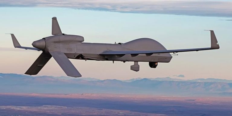 Беспилотник MQ-1C протестируют как носителя дронов