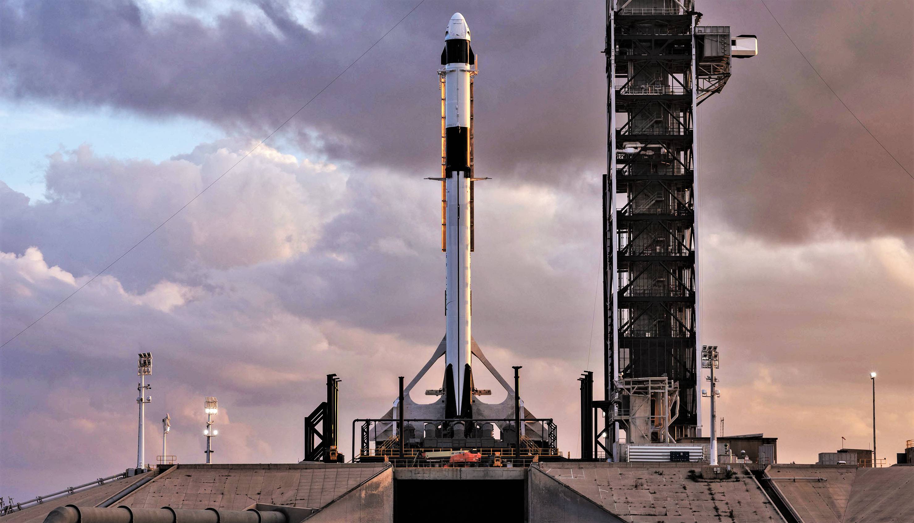 var_null/nauka/informatika/lichnosti/ilon-mask/SpaceX/servisi/arenda-raket