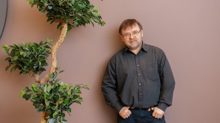 Роман Усатов-Ширяев, Robotikum: о роботе-бабочке, хирурге — и о том, что у них общего