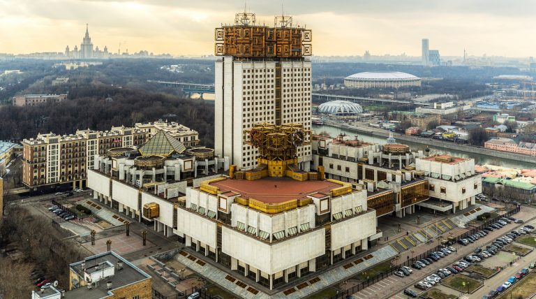 Премию президента РФ получили исследователи за изучение опухолей и проблем обучения