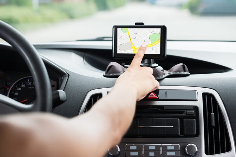 Apple запатентовала систему коррекции данных GPS с помощью ИИ