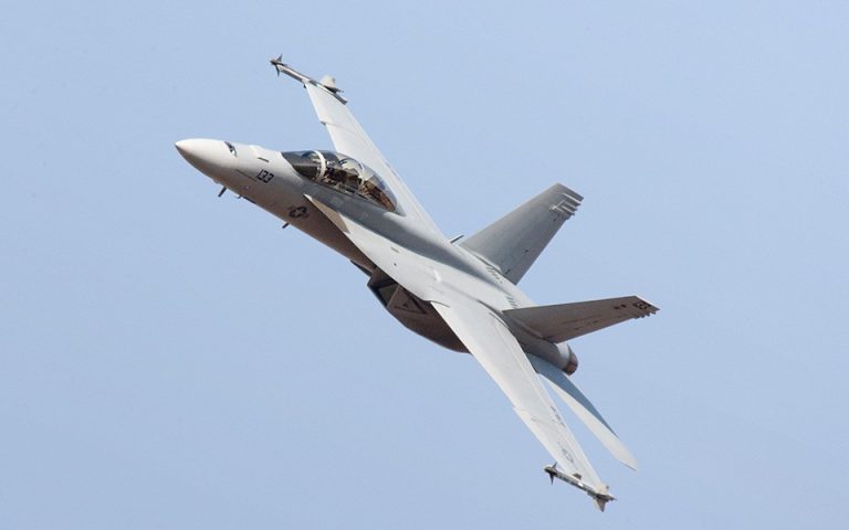 ВМС США примет на вооружение модернизированный истребитель F/A-18 Super Hornet