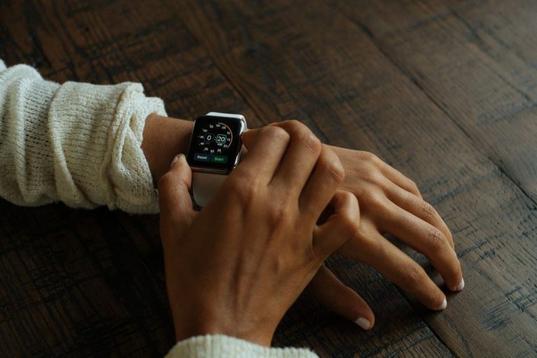 Apple Watch будет определять уровень кислорода в крови