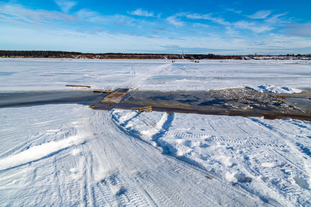 Система армирования льда позволит создать прочные зимние переправы