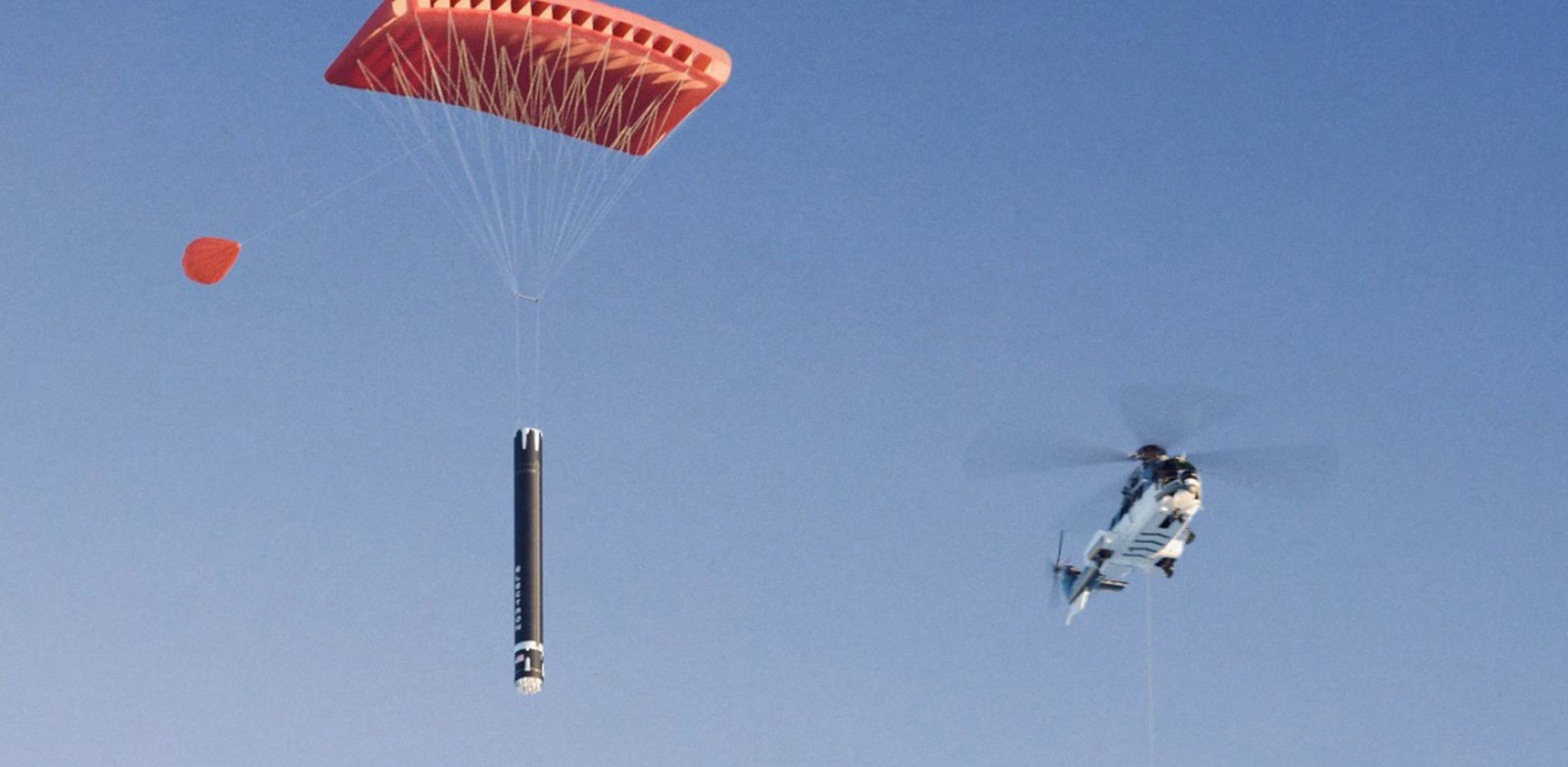 Rocket Lab поймала ускоритель своей ракеты в воздухе с помощью вертолета
