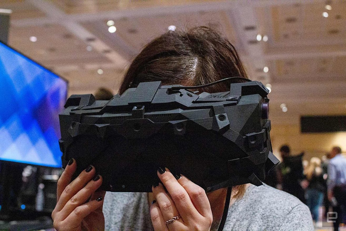 Российские ученые создали устройство для передачи боли в VR