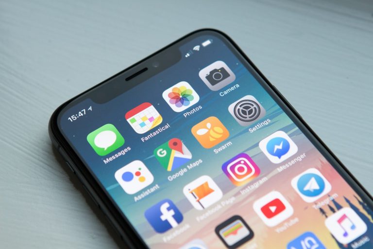 В App Store и Google Play появилось приложение для цифровых пропусков