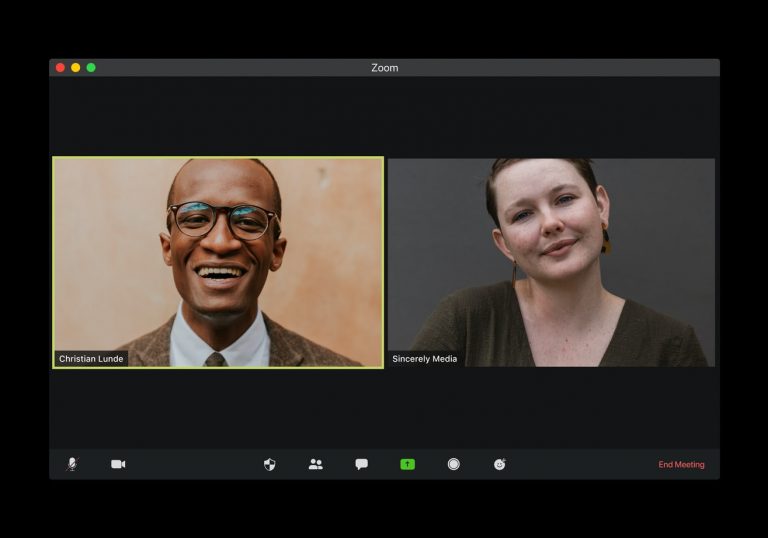 В Нью-Йорке официально разрешили свадьбы в Zoom и Skype
