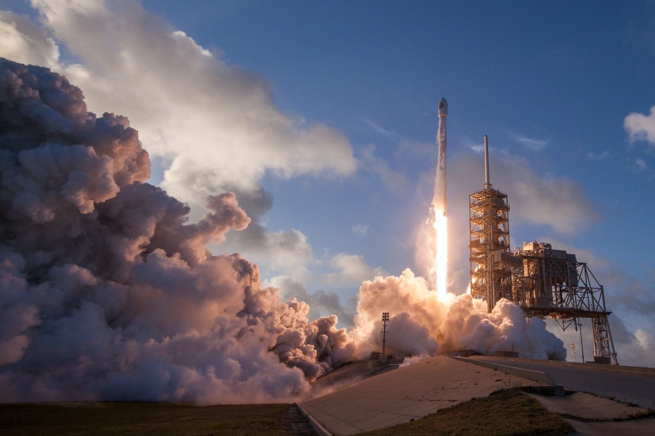       SpaceX, Blue Origin  Dynetics
