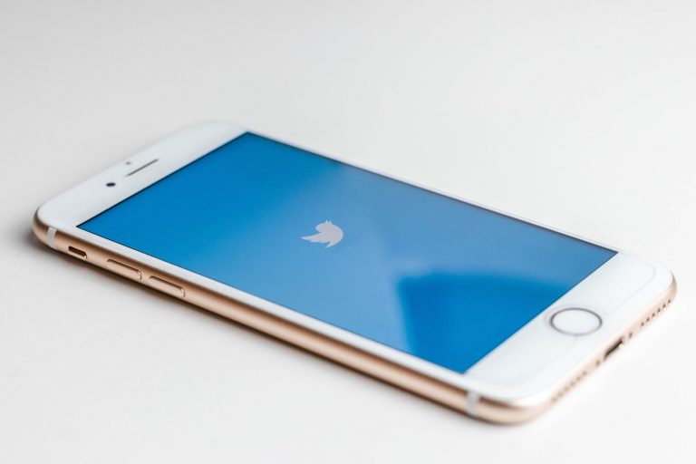 Twitter удалила 170 тыс. аккаунтов, которые писали ложные новости о коронавирусе и протестах в Китае