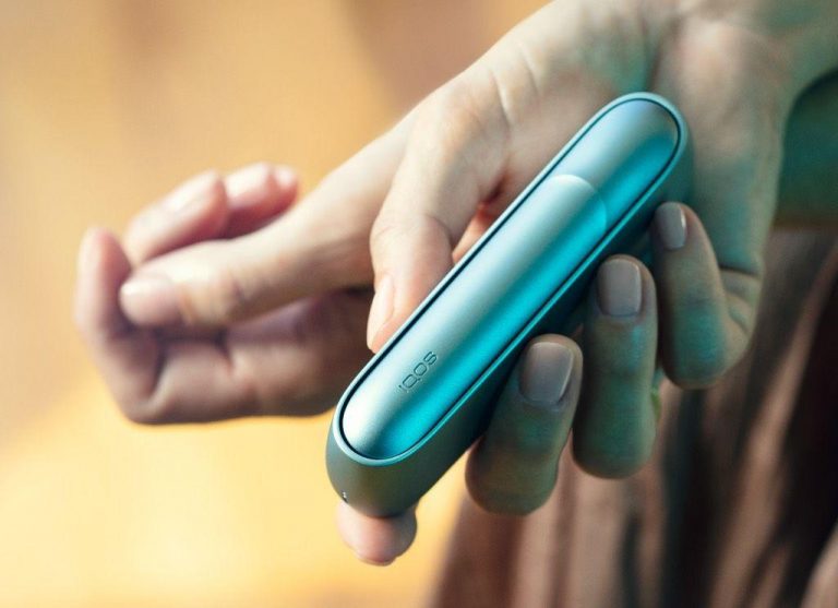 IQOS выпустил лимитированную коллекцию IQOS 3 DUOS и коллекцию ультрацветных панелей