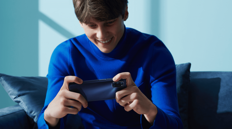 На российский рынок вышел новый бюджетный смартфон Oppo A52. Чем он интересен?