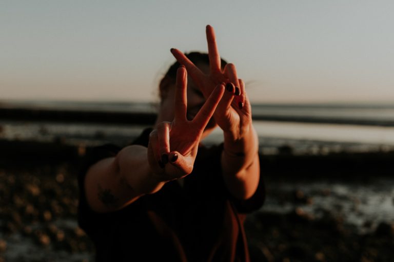 Новая модель ИИ понимает жесты рук