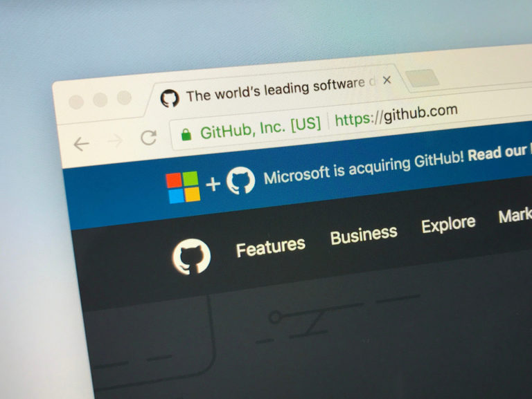 В работе GitHub произошел крупный сбой