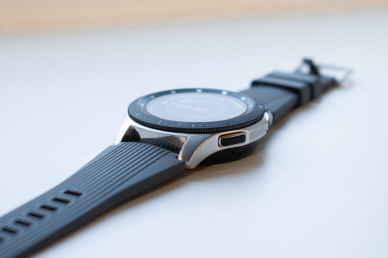 Сжатие кулака позволит сделать снимок на новых Samsung Galaxy Watch 3