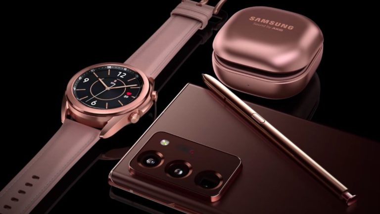 Обзор новинок Samsung: смартфон-раскладушка, часы с ЭКГ и новое шумоподавление