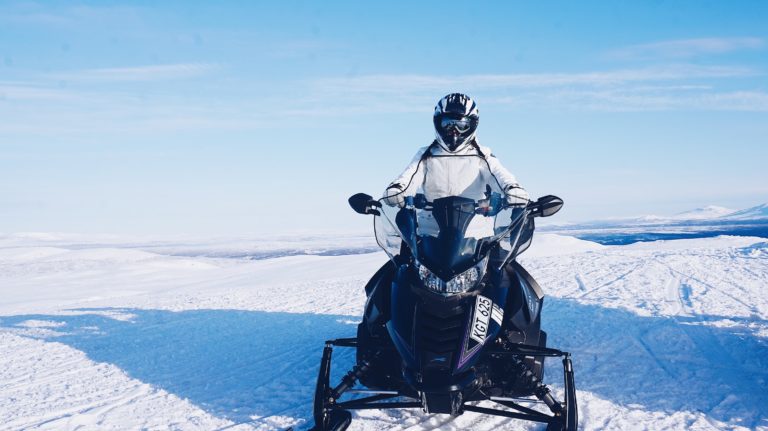 Polaris создаст снегоход на батарейках