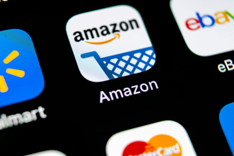 Рынок фальшивых отзывов на Amazon разоблачили. Рассказываем, как он работает