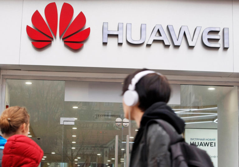 Huawei с помощью Яндекса хочет запустить свой голосовой помощник в России