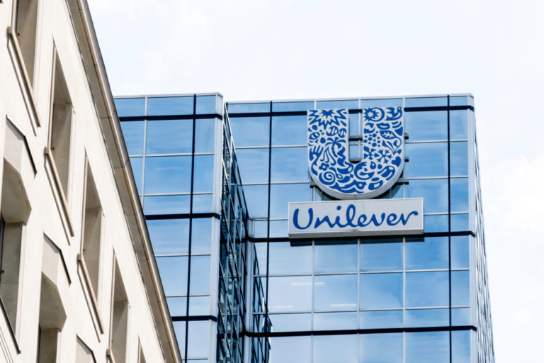 Unilever откажется от нефти в составе чистящих средств
