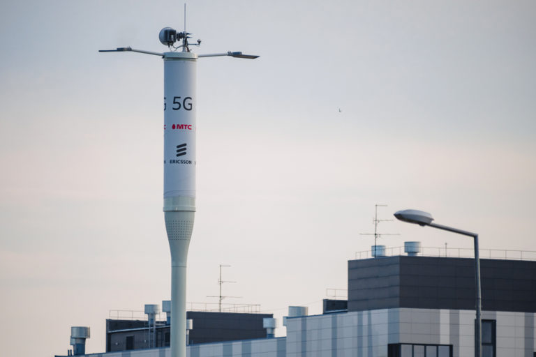 В «Сколтехе» перепишут код для 5G в России