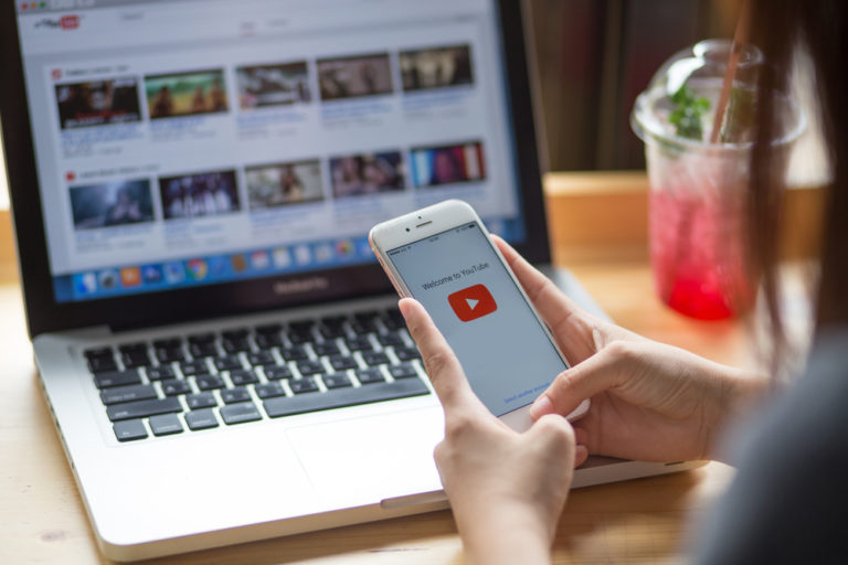 YouTube готовит ряд мер по борьбе с дезинформацией перед выборами в США