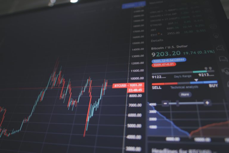 Курс биткоина впервые с начала 2018 года превысил 14 тыс. долларов