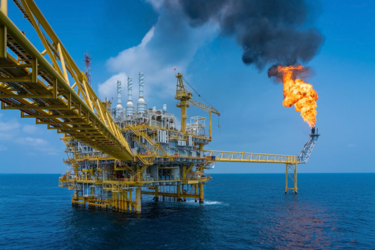 Эпоха нефти под запретом: как спасение климата повлияет на добычу углеводородов