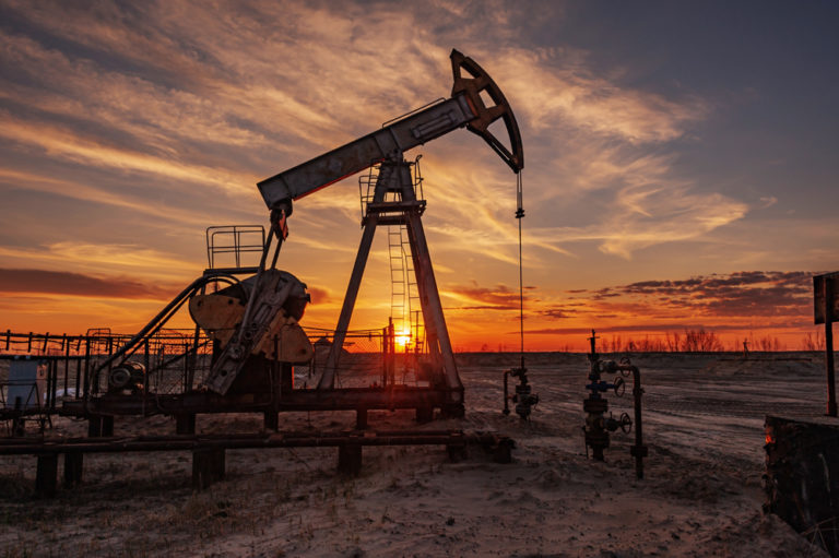 Дроны применили для поиска нефтяных скважин и неразорвавшихся снарядов