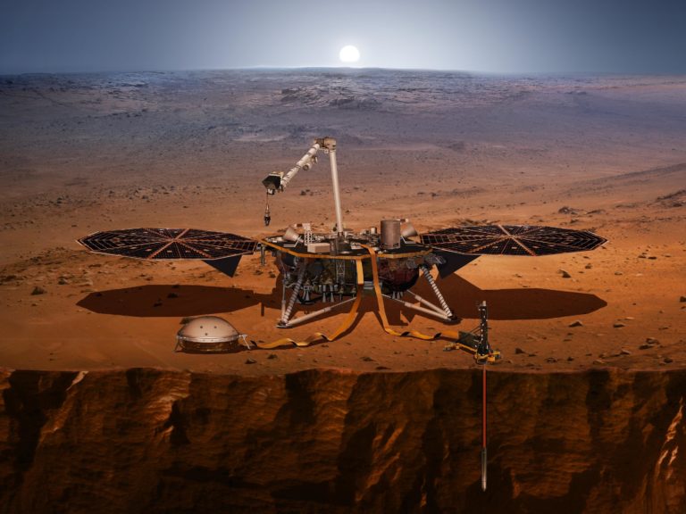 Данные Insight помогли ученым выяснить размер ядра Марса