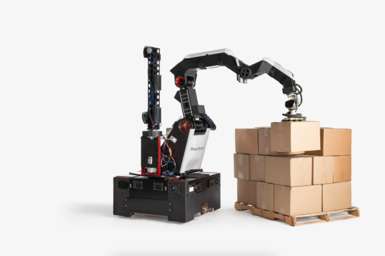 Boston Dynamics показал нового робота. Он умеет перетаскивать тяжести