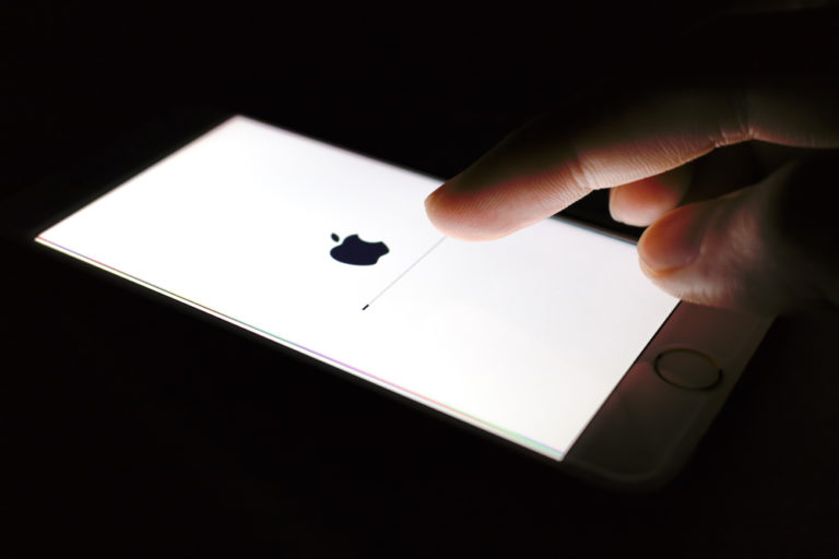 ФАС оштрафовала Apple почти на 1 млрд рублей: к чему это приведет