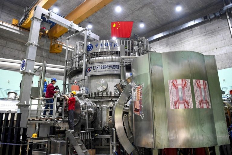 Китайское «искусственное солнце» установило новый рекорд
