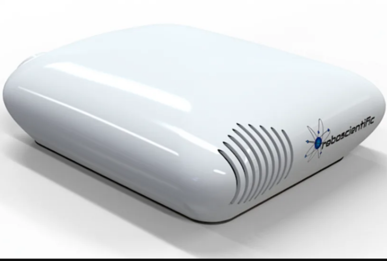 Ученые представили потолочный датчик COVID-19