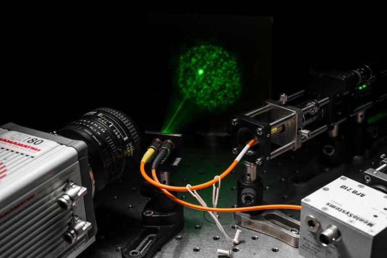 Камера шириной с человеческий волос может делать точные 3D-изображения